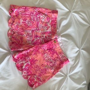 Lilly Pulitzer Buttercup Scalloped Shorts